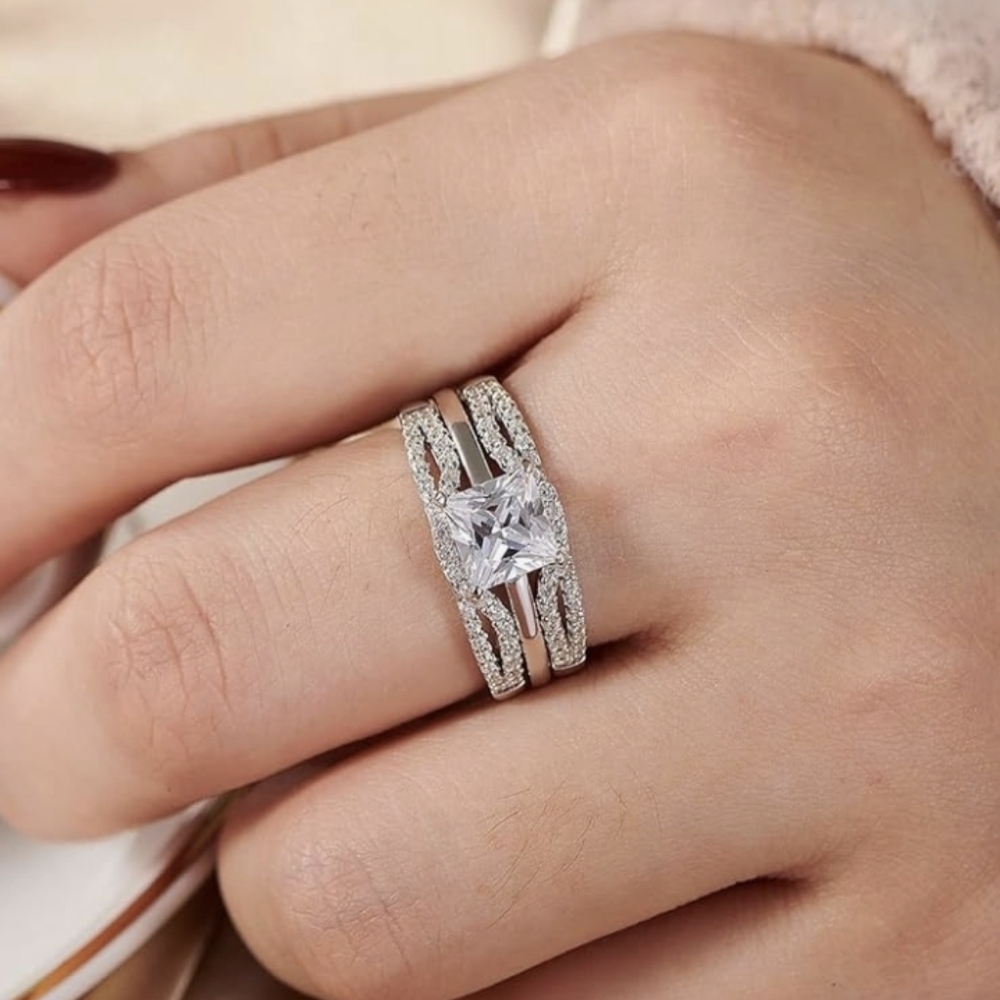 2 Carat Princess Cut 925 Sterling Silver Ring w/ Ring Enhancer, Size 10
